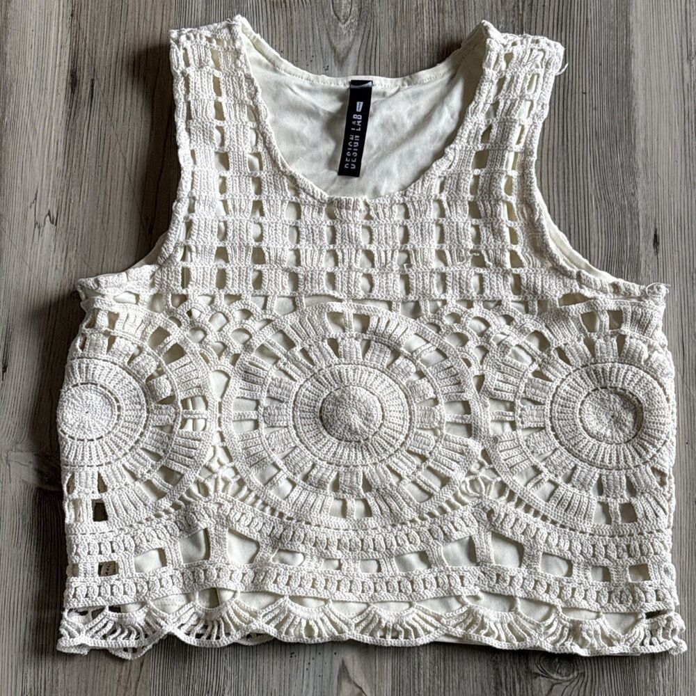 Lord & Taylor Design Lab Crochet Cream Boho Top Size Medium